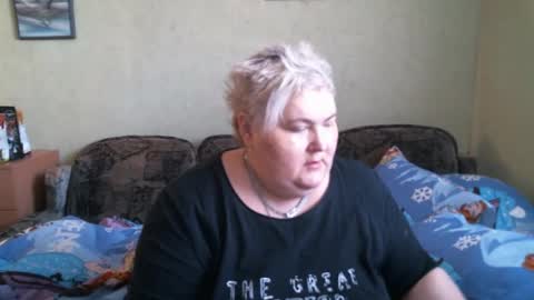Snapshot of lanacat555 chatting on February 12, 11:51 am lanacat555 online show from February 12, 11:51 am