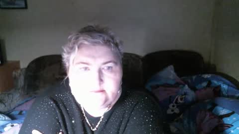 Snapshot of lanacat555 chatting on February 16, 9:27 pm lanacat555 online show from February 16, 9:27 pm