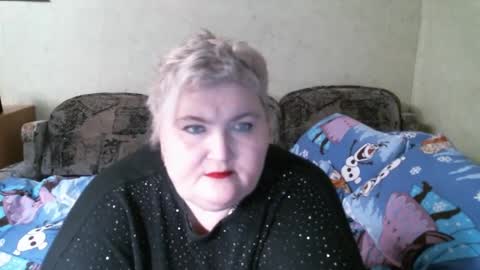 Snapshot of lanacat555 chatting on February 17, 5:10 pm lanacat555 online show from February 17, 5:10 pm