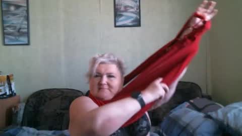 Snapshot of lanacat555 chatting on September 16, 12:06 pm lanacat555 online show from September 16, 12:06 pm