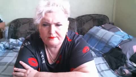 Snapshot of lanacat555 chatting on September 17, 12:18 pm lanacat555 online show from September 17, 12:18 pm