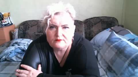 Snapshot of lanacat555 chatting on September 19, 11:00 am lanacat555 online show from September 19, 11:00 am