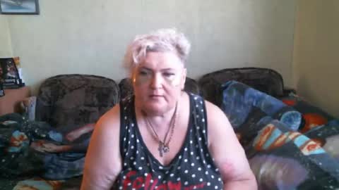 Snapshot of lanacat555 chatting on September 23, 12:41 pm lanacat555 online show from September 23, 12:41 pm
