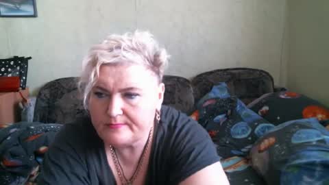 Snapshot of lanacat555 chatting on October 7, 9:50 am lanacat555 online show from October 7, 9:50 am