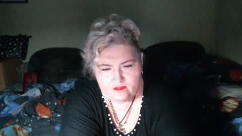 Snapshot of lanacat555 chatting on October 11, 11:03 pm lanacat555 online show from October 11, 11:03 pm