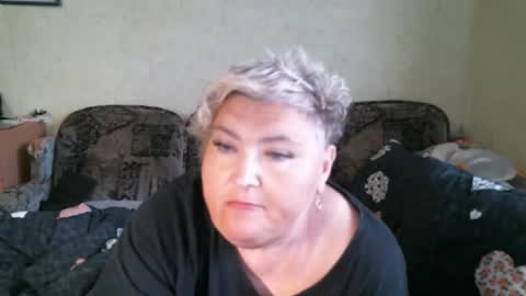 lanacat555 online show from December 1, 10:09 am