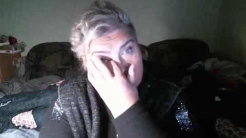 lanacat555 online show from December 14, 10:58 pm