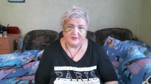 lanacat555 online show from January 9, 11:57 am