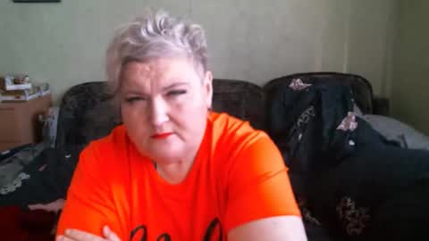 lanacat555 online show from April 6, 2:29 pm