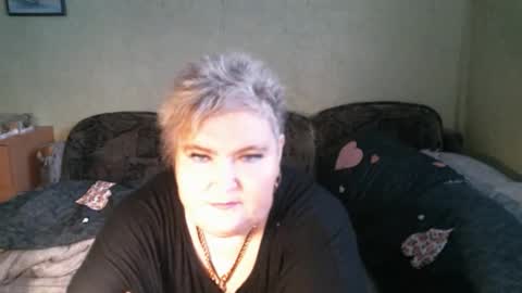 lanacat555 online show from April 9, 3:28 am