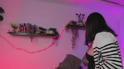 lanaherondale_ online show from June 2, 4:47 am