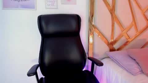 LanaJones online show from December 4, 12:14 pm