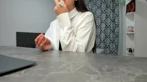 Lana online show from December 10, 1:32 am