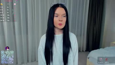 Snapshot of lanamellado chatting on December 14, 5:18 pm Emily - online show from December 14, 5:18 pm