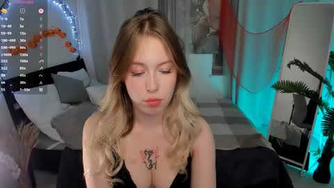 Lana online show from October 27, 4:00 pm