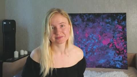 LanaviSmith online show from October 17, 6:16 am