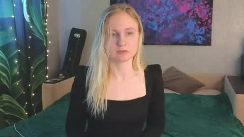 LanaviSmith online show from February 25, 6:34 am