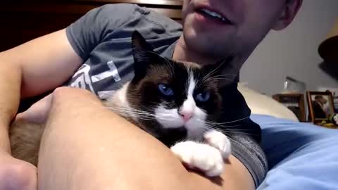 Snapshot of lancehardin chatting on February 16, 1:02 am Lance online show from February 16, 1:02 am