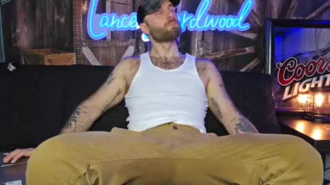 Snapshot of lancehardwood222 chatting on March 6, 2:19 am LANCE online show from March 6, 2:19 am