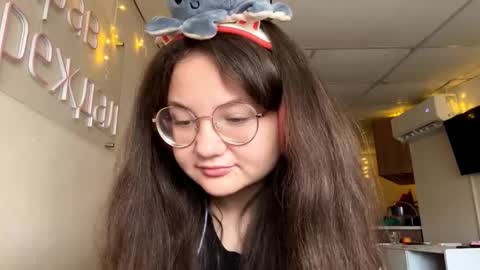 Alex online show from October 10, 8:24 am