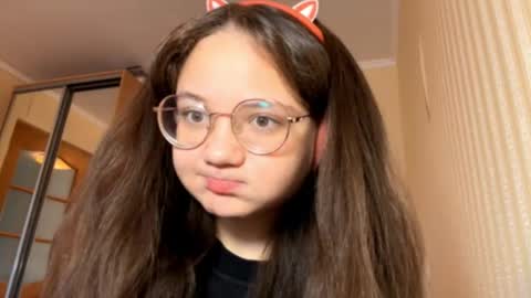 Alex online show from October 18, 8:15 am