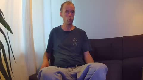 Snapshot of lange20 chatting on July 19, 7:39 pm lange20 online show from July 19, 7:39 pm