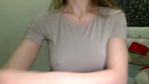 langoria online show from February 22, 6:30 pm