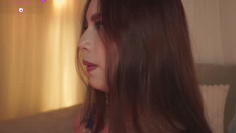 Snapshot of lanie__ chatting on December 3, 9:56 pm Lan online show from December 3, 9:56 pm