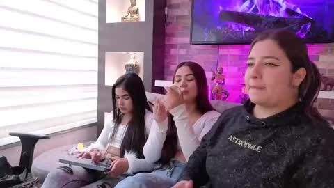 lanna_as online show from October 6, 2:58 pm