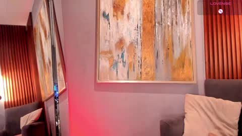 Snapshot of lanna_wilson chatting on January 26, 4:51 pm Tiana online show from January 26, 4:51 pm