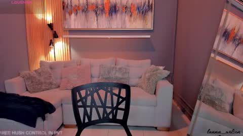Snapshot of lanna_wilson chatting on September 18, 7:49 pm Tiana online show from September 18, 7:49 pm