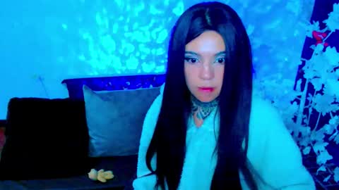 LANNIE   online show from September 26, 2:04 am