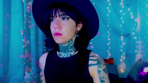 LANNIE   online show from March 6, 1:18 pm