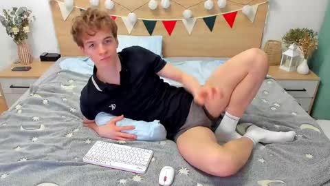 Fandi online show from March 11, 7:25 pm