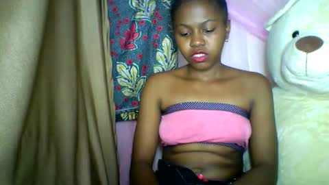 lara_belle online show from May 1, 9:58 am