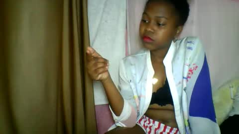 lara_belle online show from May 15, 11:01 pm