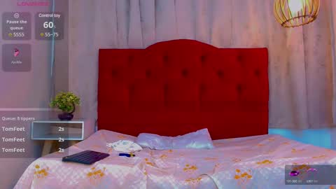 Lara Brunette  online show from March 3, 11:35 pm