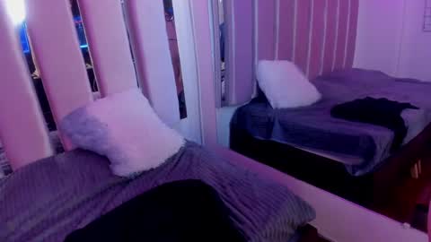 Laura online show from February 27, 6:42 pm