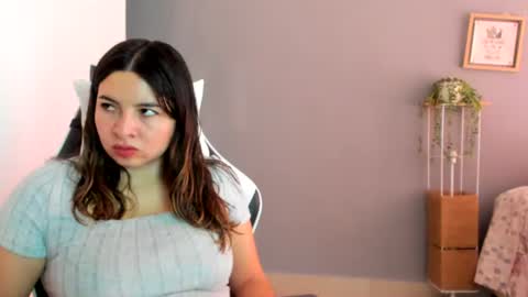 Lara online show from June 20, 3:59 pm