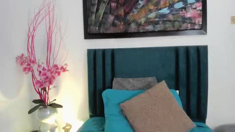  Lara Gold  online show from March 8, 4:01 am