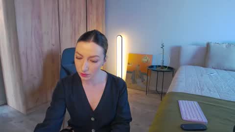 LaraKanes online show from February 27, 10:48 am