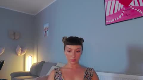 LaraKanes online show from September 24, 11:02 am