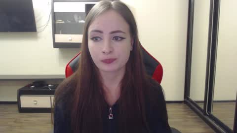 Snapshot of laralianna chatting on December 14, 6:41 pm Laralianna online show from December 14, 6:41 pm