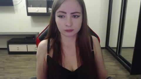 Snapshot of laralianna chatting on March 2, 12:11 pm Laralianna online show from March 2, 12:11 pm