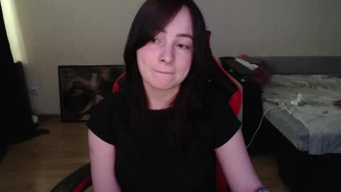 Snapshot of laralianna chatting on April 23, 1:13 pm Laralianna online show from April 23, 1:13 pm
