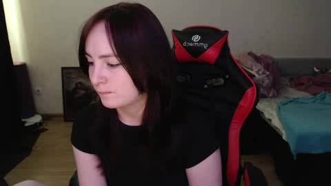 Snapshot of laralianna chatting on April 24, 8:39 am Laralianna online show from April 24, 8:39 am