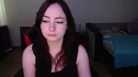 Snapshot of laralianna chatting on April 28, 5:56 am Laralianna online show from April 28, 5:56 am