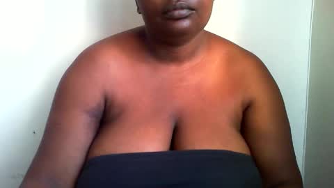 laralovex online show from January 14, 5:08 am