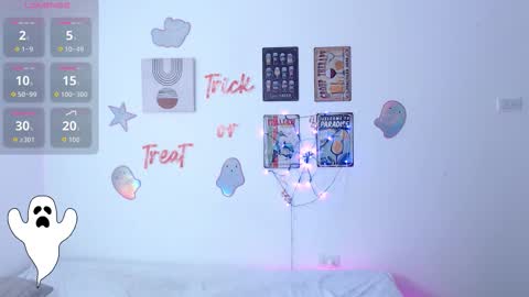 Snapshot of laramucci chatting on October 5, 7:45 pm laramucci online show from October 5, 7:45 pm