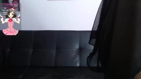 Snapshot of laramucci chatting on January 9, 7:37 pm laramucci online show from January 9, 7:37 pm